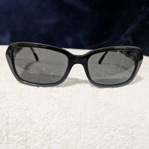 Vogue Black Sunglasses Rectangular Frame Sleek Design
